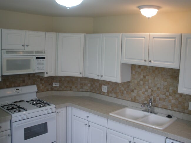 Photo - 1710 Grove Ave