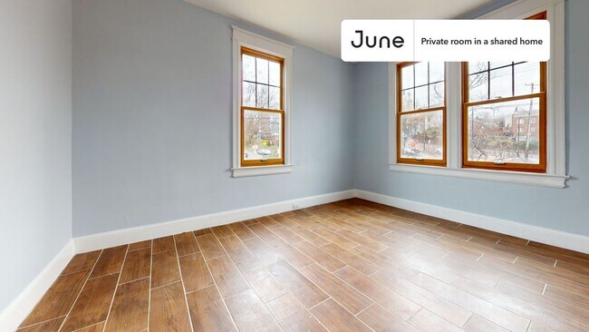 Photo - Room in Shared 7 bed/6 bath home Unidad A