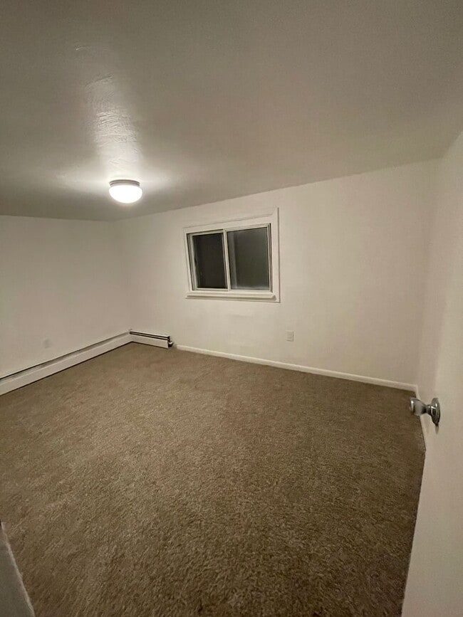 Photo - 3 Bedroom Home Fully Updated.