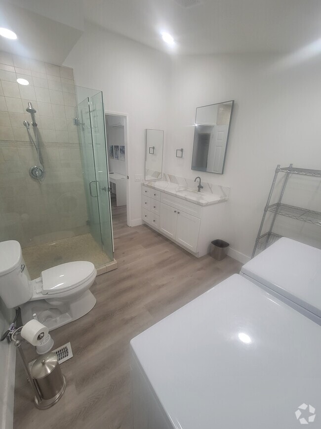 Building Photo - 365 Avenida Andorra Unit Casita Rental