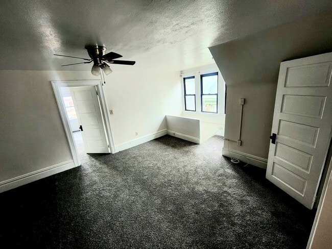 Photo - 44 Kendall Ave Unidad 3