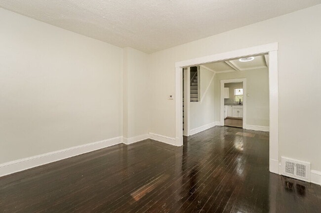 Photo - 7012 Wakefield Ave
