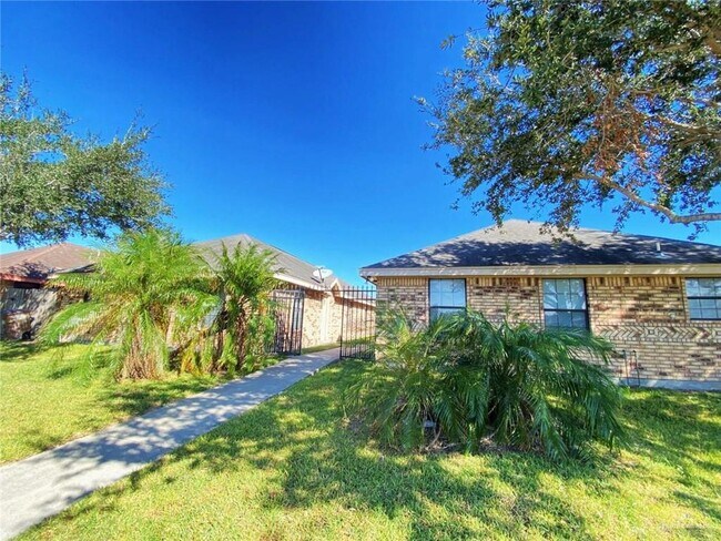 Photo - 14 W La Guardia Ln Unit 2