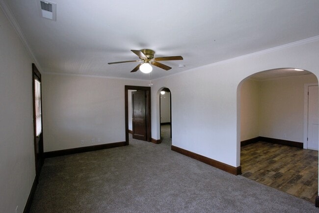 319 23rd St Unit 2