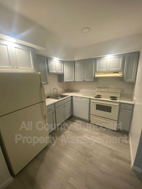Photo - 1830 Dr M.L.K. Jr St N Unit 210
