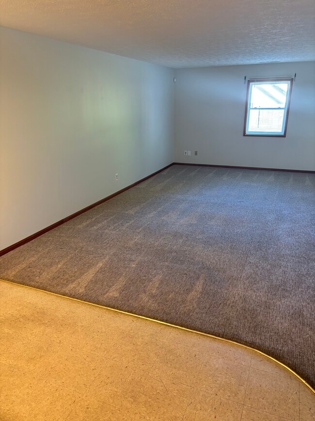 Photo - 3727 Middlebranch Ave NE