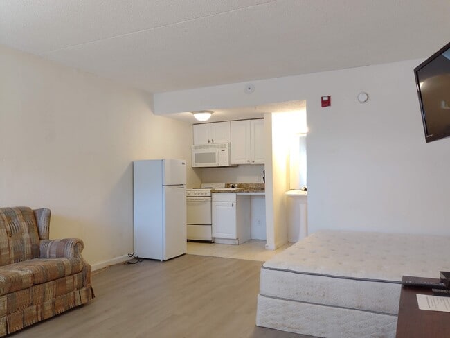 Building Photo - 2506 S Ocean Blvd Unit 3