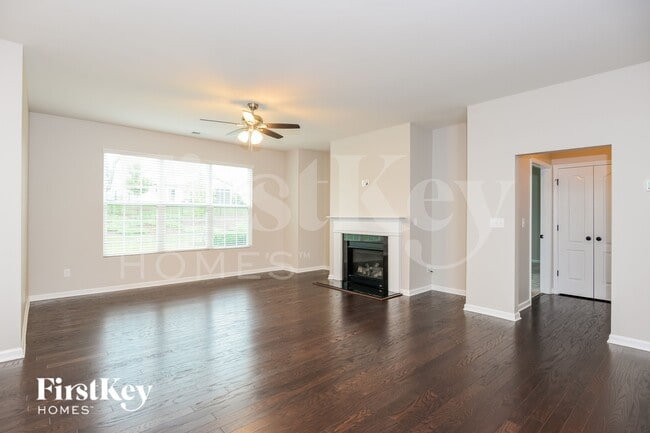 Photo - 618 Gardenbrook Trl