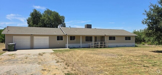 Building Photo - 439 Roscoe Rd Rental