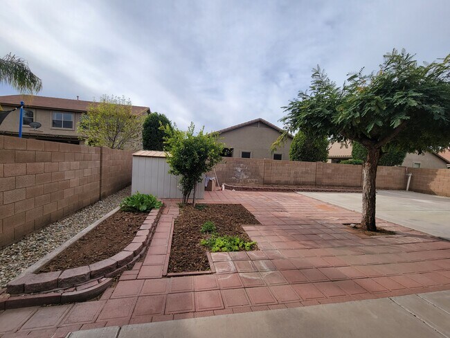 8347 W Palo Verde Ave