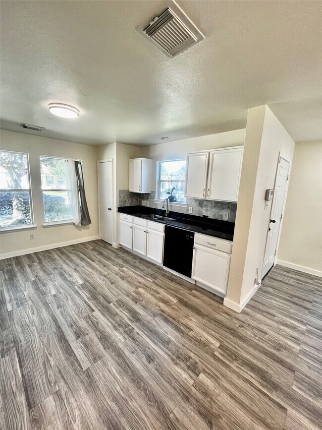 Photo - 6535 Winter Mountain Ln