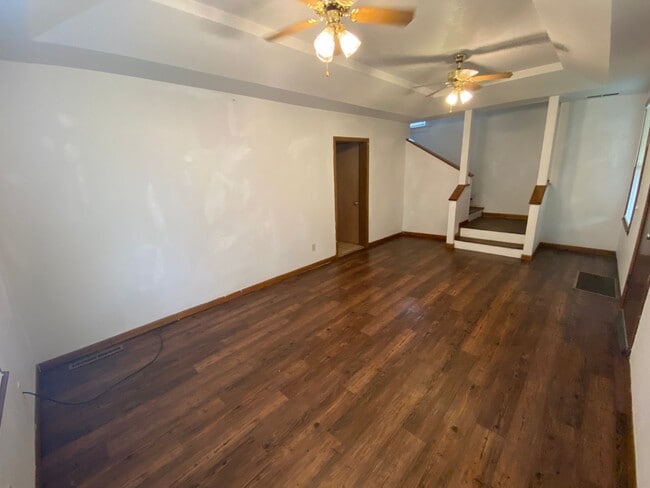 Photo - COLLEGE PRE-LEASING