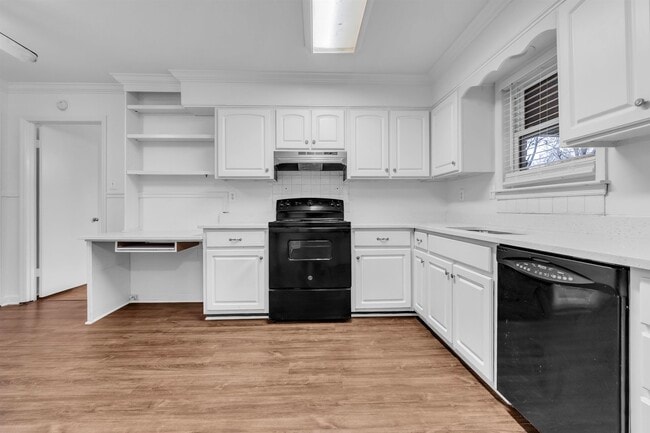 Photo - 3010 Ruskin Rd