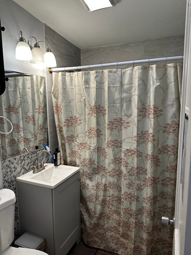 Photo - 10529 Keuka Dr