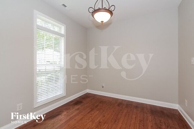 Photo - 1754 Wilburn Park Ln NW