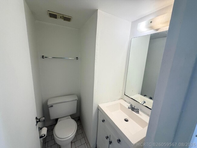 Photo - 4304 NW 9th Ave Unit 3-3B