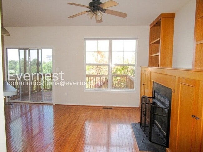 Photo - 3-Bed/2.5-Bath Townhome/Available Soon!