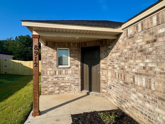 Building Photo - 8912 Preston Ct Rental