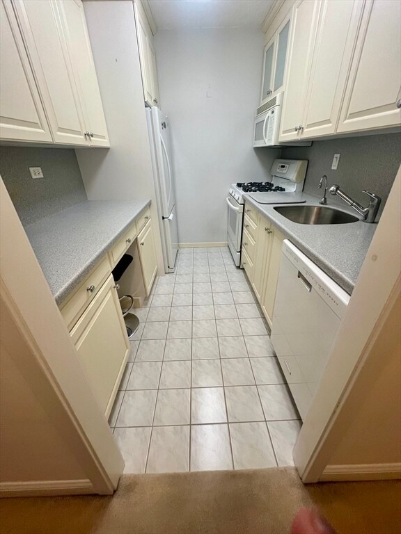 Photo - 9 Hawthorne Pl Unit 14N