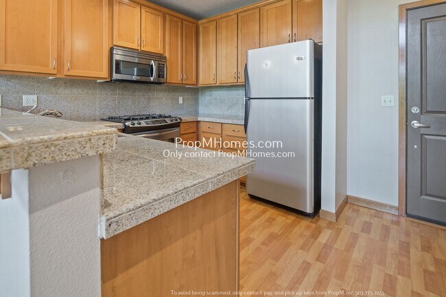 Photo - Light-Filled Top Floor Two Bedroom Plus Lo... Unidad 287 NE 3rd Street - 303