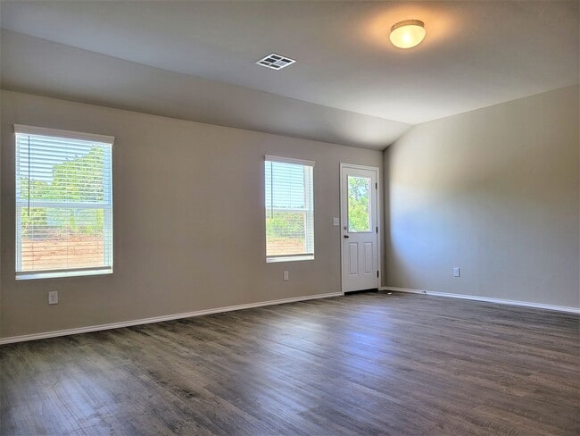 Photo - 21242 Winding Brook