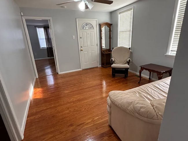 Photo - 21 Throop Ave Unit 1