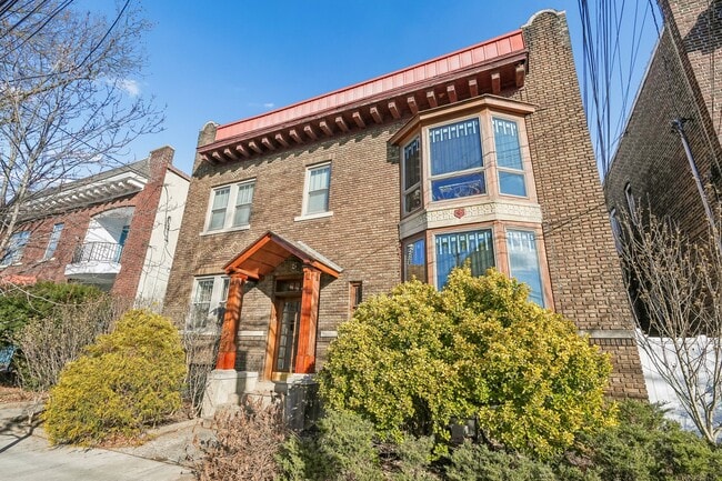 Building Photo - 38 Liberty Pl