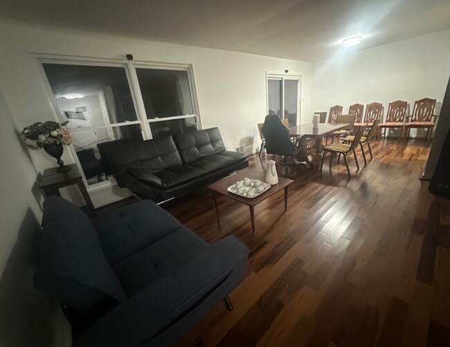 Photo - 8xxx Barrett Rd