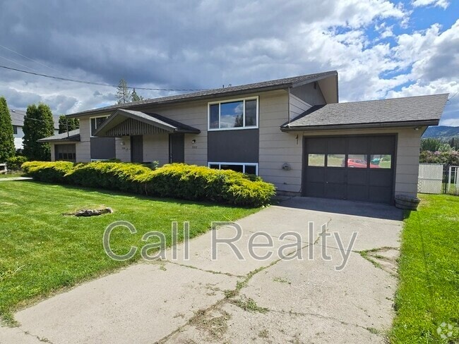 Building Photo - 3322 S Raymond Cir Rental
