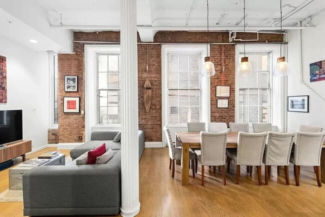 Photo - 1 Bond St Unidad ID1436146P