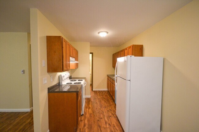 Photo - Longton Apartments Unit 5