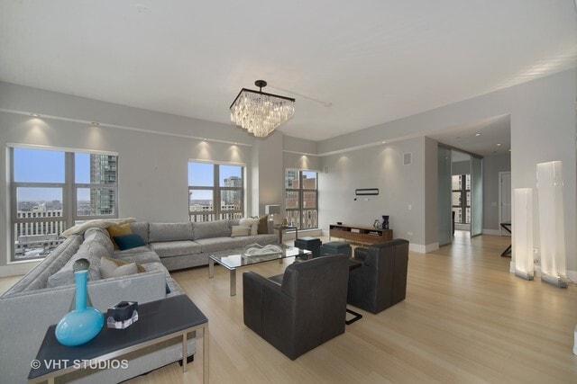 Photo - 1035 N Dearborn St Unidad 20