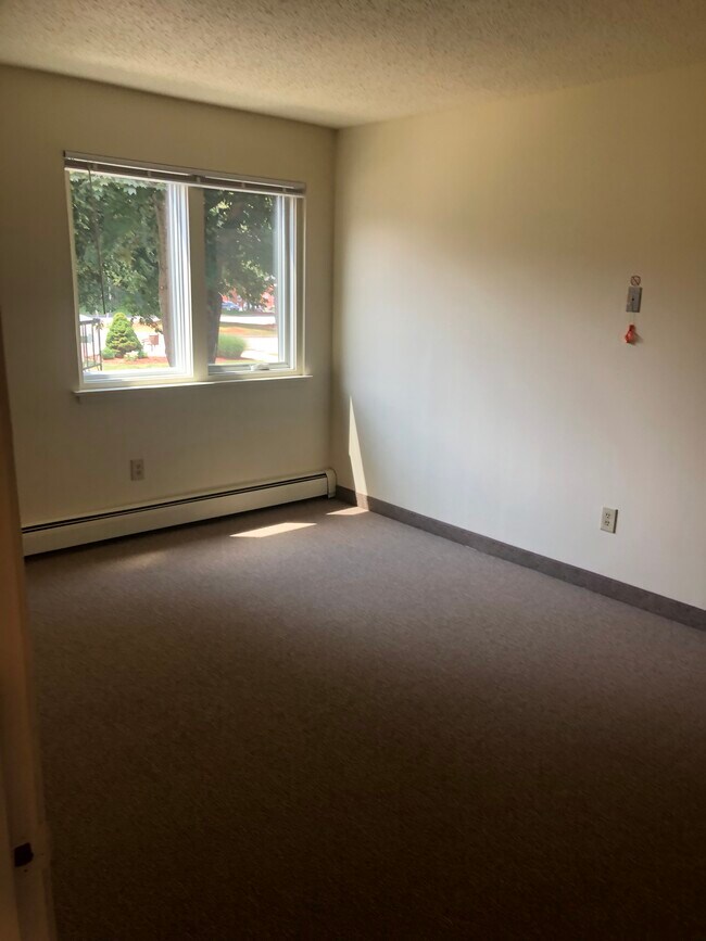 Avery Heights Senior Living Apartments Groton, CT