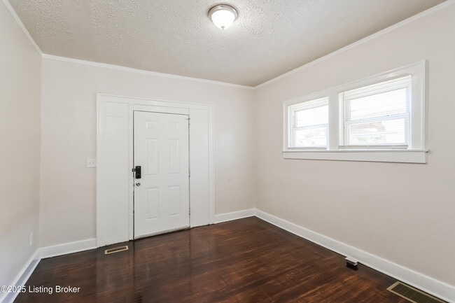 Photo - 110 S 41st St