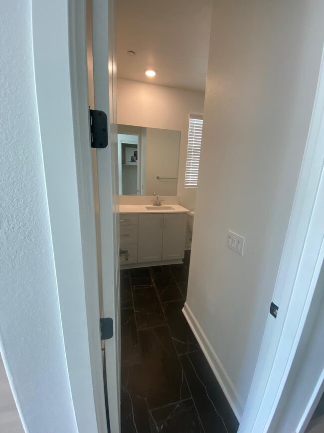 705 Westbrook Loop