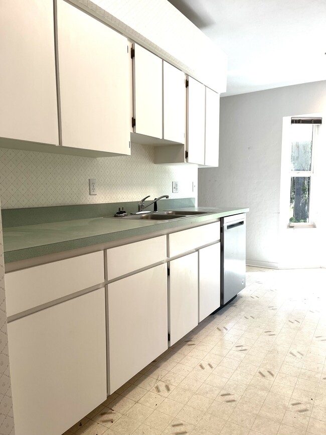 Photo - 4118 NW 62nd Ave