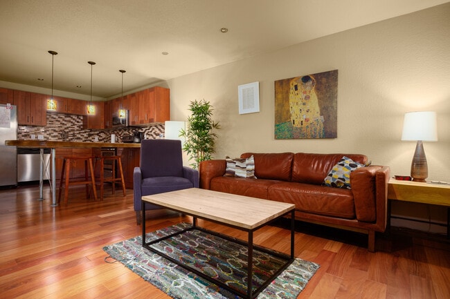 Photo - 1101 Shoal Creek Blvd
