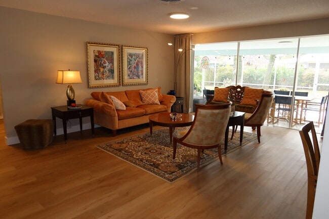 Photo - 1001 SW 12th Terrace