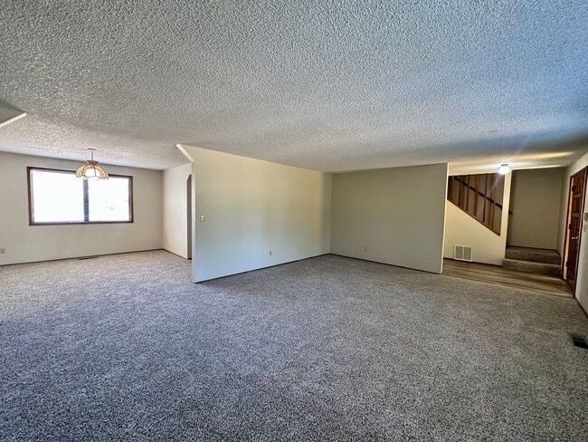 970 S 55th Pl