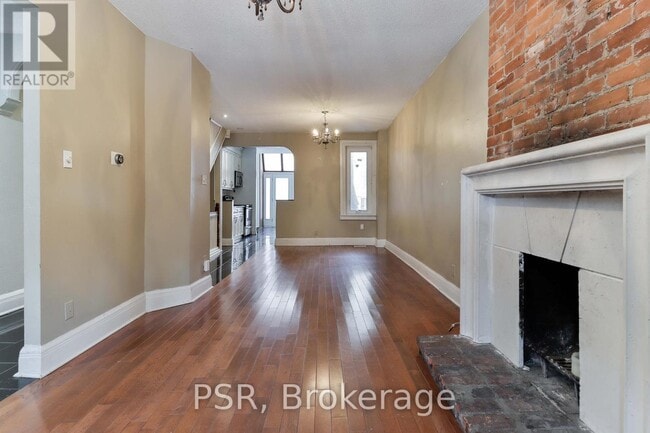 Photo - 251 Bedford Rd