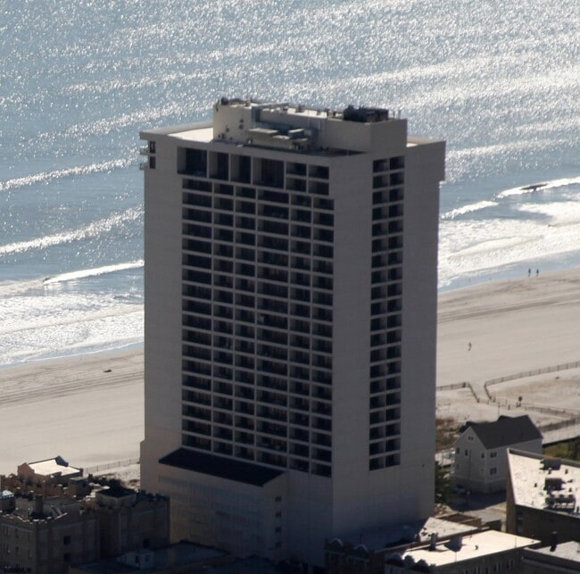 Photo - 3851 Boardwalk Condo Unit 1205