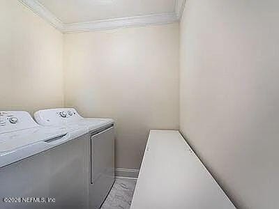 Photo - 3054 Caroline Crest Dr E