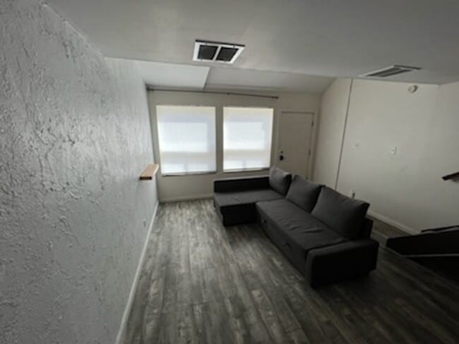 Photo - 1BD 1BTH Townhouse near Belmar Unidad 27