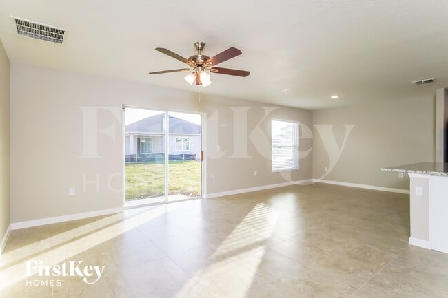 Photo - 341 S Haven Ct