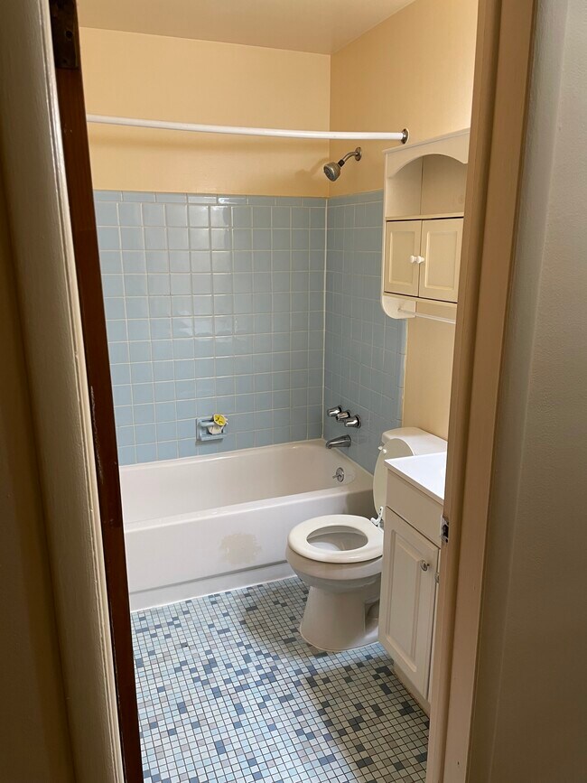 Photo - 17650 Palmer St Unidad One story building