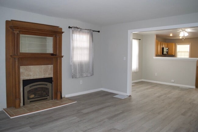 Photo - Conveniently Located 3 Bed 2 Bath House