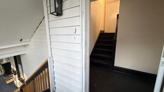 Photo - 3411 Duvall Ave Unidad B