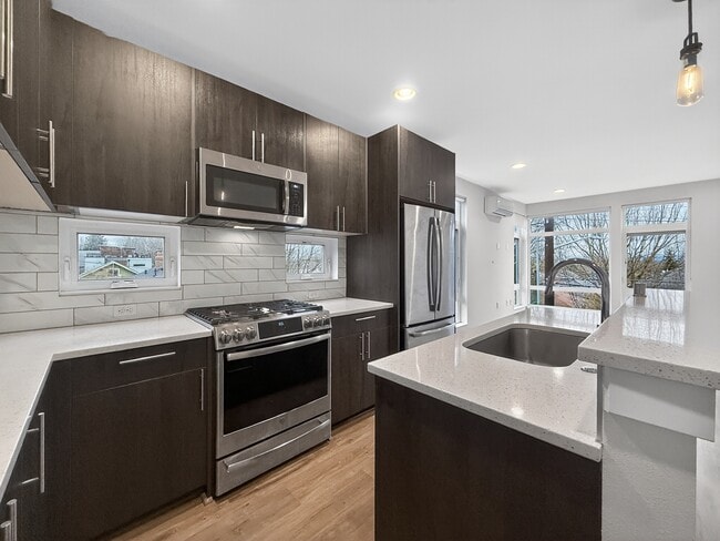 Photo - 2013 15th Ave S