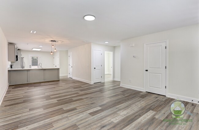 Photo - 107 Lyman Lodge Rd