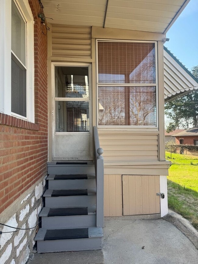 Photo - 3668 Wilmington Ave Unit A